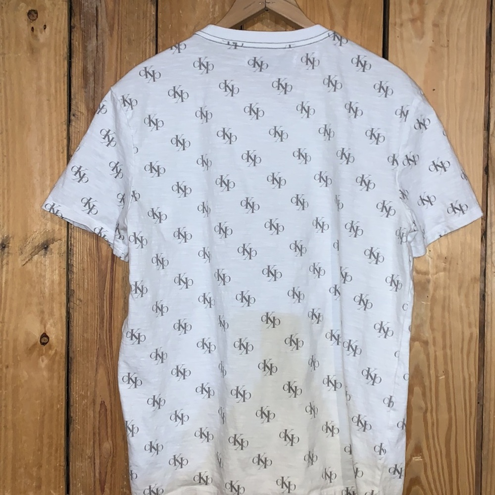 Calvin Klein Tee - Picture 2 of 2
